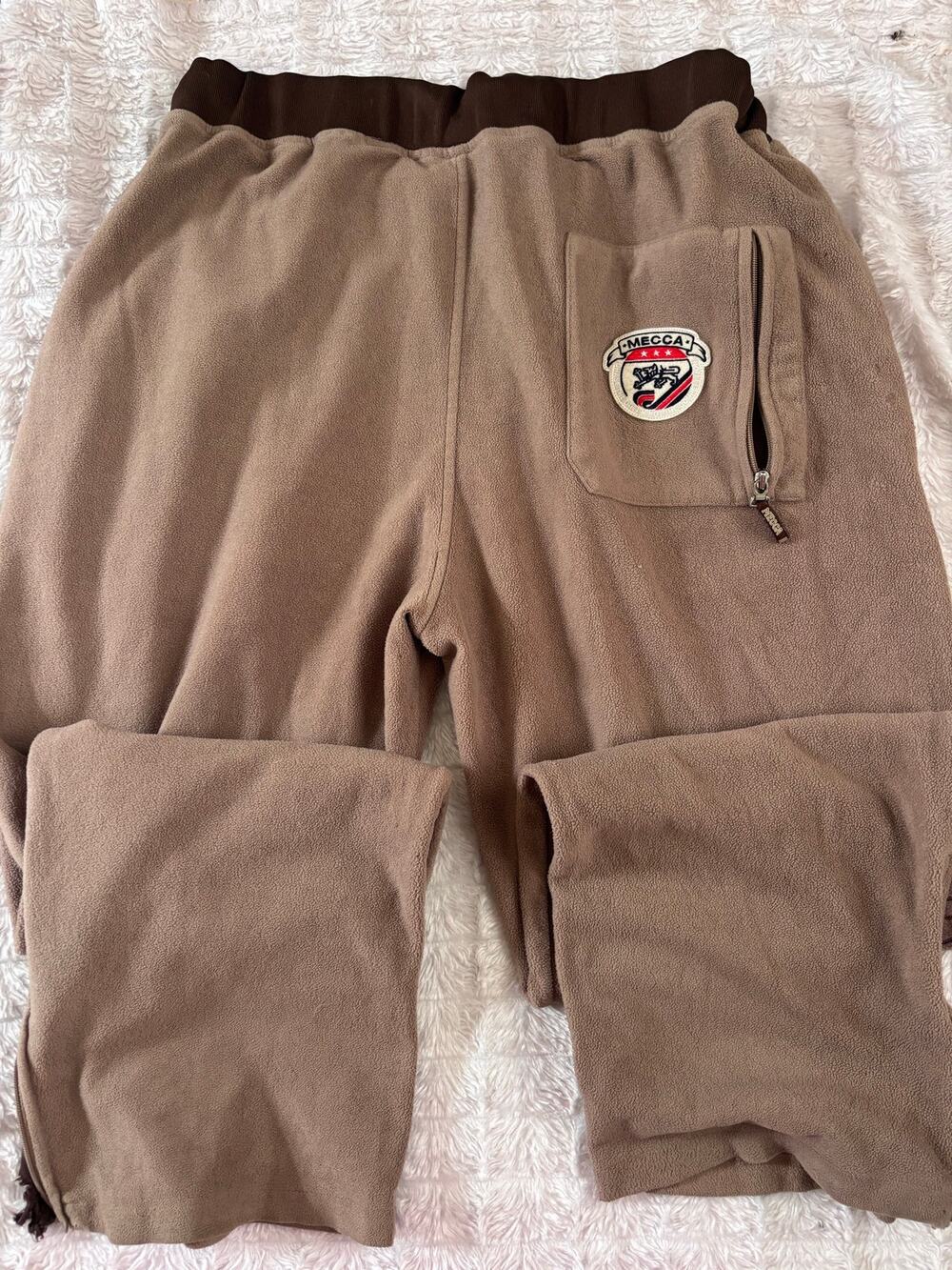 Men’s XXL vintage Mecca sweats